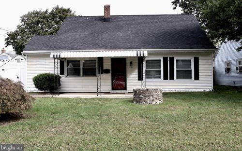 530 Hesters Ave, West Deptford, NJ 08096-2828