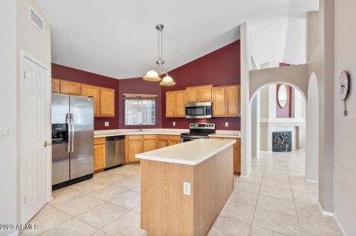 19608 36 St, Phoenix AZ 85050-3943 exterior