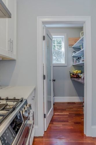 330 Rdg St, Arlington MA 02474-1719 exterior