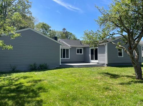 6 Elmhurst St, Taunton MA  02780-3307 exterior