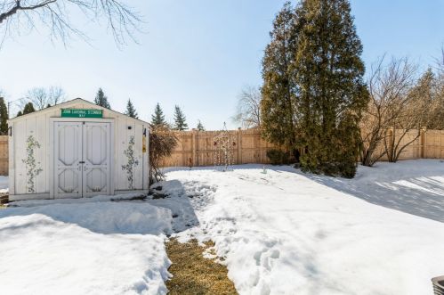 701 Kensington Way, Lemont IL 60440-1066 exterior