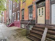 2542 Girard Ave, Philadelphia PA  19130-1324 exterior