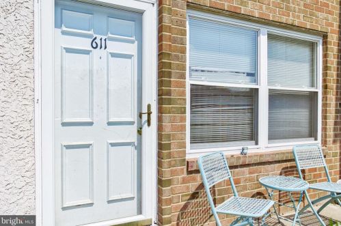 611 Winding Way, West Deptford, NJ 08093-2217