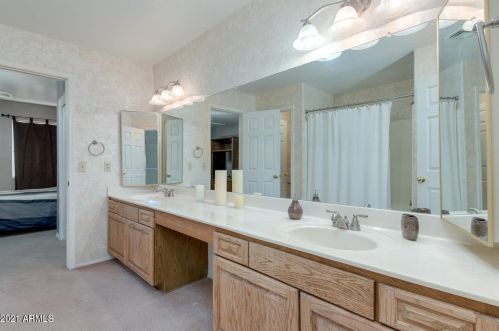 18623 43rd St, Phoenix AZ 85050-8769 exterior