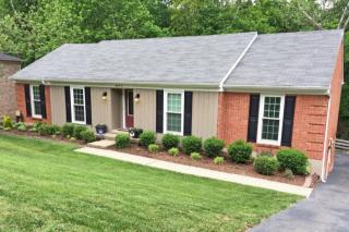 4212 Machupe Dr, Louisville, KY 40241-1564