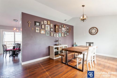 675 Rebecca Ln, Lemont, IL 60440-4889