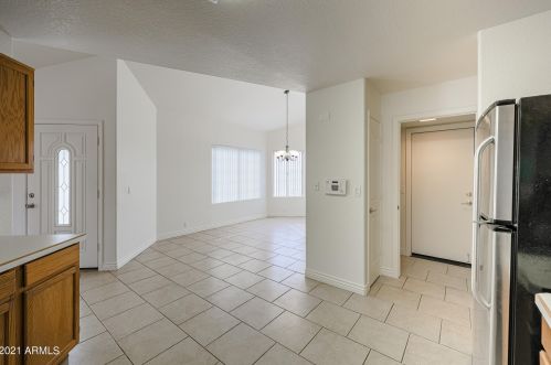 18841 43 Pl, Phoenix AZ 85050-3736 exterior