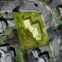 25 Manor House Rd, Newton MA  02459-1519 aerial view