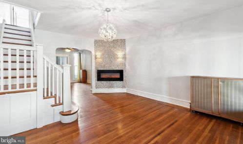 5225 6th St, Philadelphia PA  19120-3118 exterior