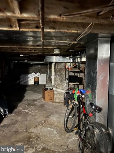 2034 6 St, Philadelphia PA 19122-1415 exterior