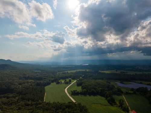 32 Autumn Ln, Amherst MA  01002-3315 exterior