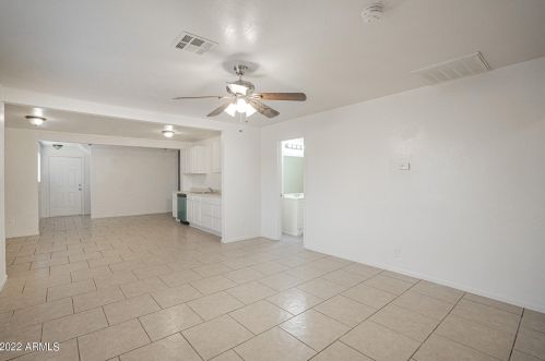 3806 Avalon Dr, Phoenix AZ  85019-4411 exterior