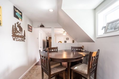 6 Morton St, Taunton MA 02780-3036 exterior