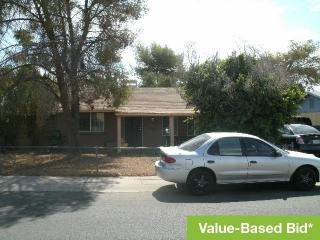 3649 72nd Dr, Phoenix, AZ 85033-4305