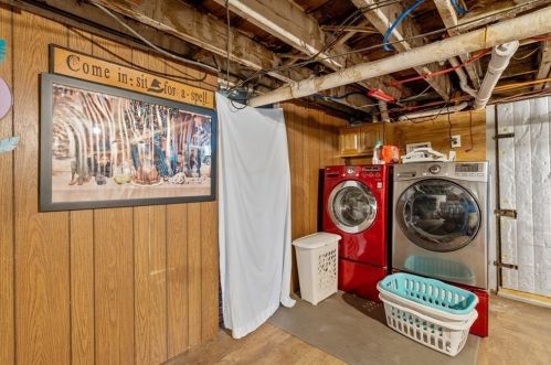 188 Newman Ave, Seekonk MA 02771-4911 exterior