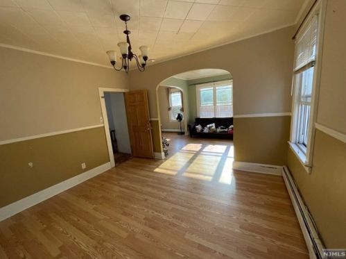 26 Schuyler Ave, Kearny NJ  07032-5929 exterior