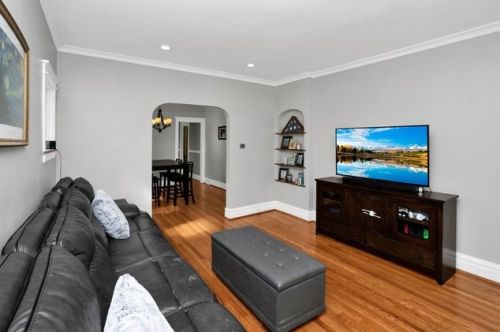 3322 Wenonah Ave, Forest View IL 60402-2928 exterior