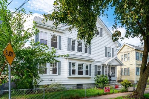 111 Varnum St, Arlington MA  02474-8737 exterior