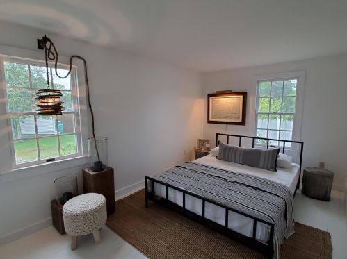 124 Uncle Venies Rd, Harwich MA  02645-3431 exterior