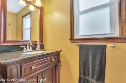 8 Red Cedar Ct, Jackson Twp NJ 08527-1351 exterior