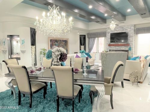 9726 3rd Dr, Phoenix AZ  85021-2495 exterior