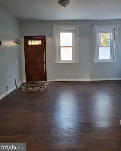 239 Allen St, Philadelphia PA  19125-4103 exterior