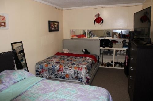 52 Kenneth St, Lawrence MA 01843-2717 exterior