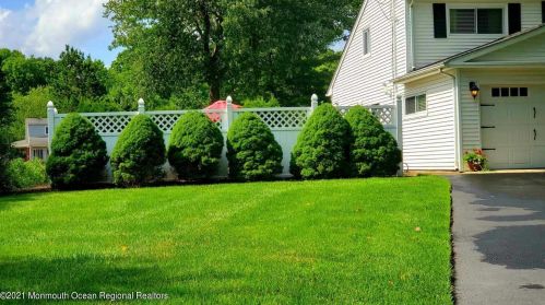 19 Southvale Ave, Little Silver, NJ 07739-1512