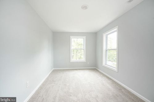 202 7th St, West Deptford NJ  08086-3125 exterior