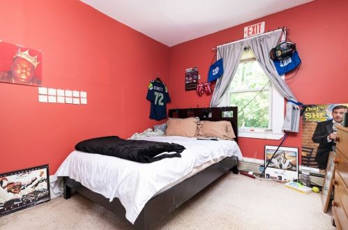 10 Carroll St, Weymouth MA 02189-1211 exterior