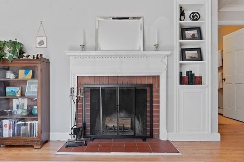 14 Meadow Ln, Worcester MA  01602-1604 exterior