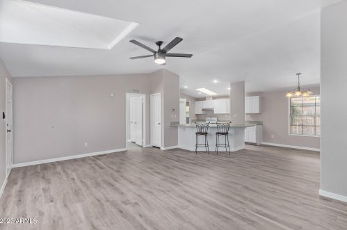 19627 30 St, Phoenix AZ 85008-6137 exterior