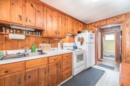 29 Scenic Dr, Worcester MA 01602-2223 exterior