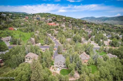 7794 Pinebrook Rd, Park City UT 84098-5348 exterior