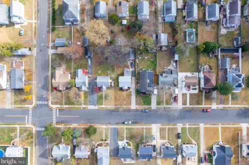 413 Beacon Ave, West Deptford NJ  08066-1152 exterior