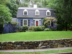 237 Varick Rd, Newton, MA 02468-1837