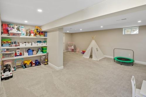 14 Otis Hl Rd, Hingham MA 02043-4510 exterior