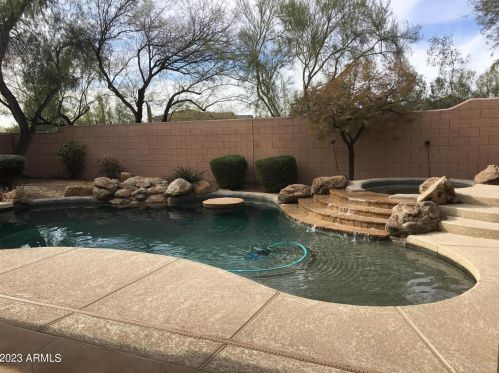 22432 48th St, Phoenix AZ  85054-6192 exterior