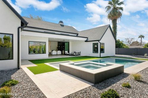 222 Belmont Ave, Phoenix AZ  85021-7229 exterior