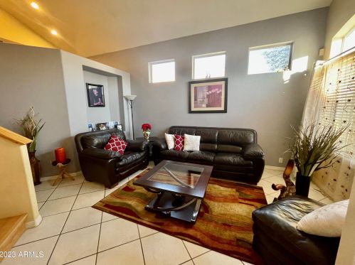 1510 Charleston Ave, Phoenix AZ  85022-1264 exterior