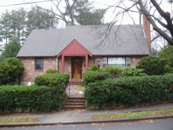 43 Roland St, Newton, MA 02461-1919