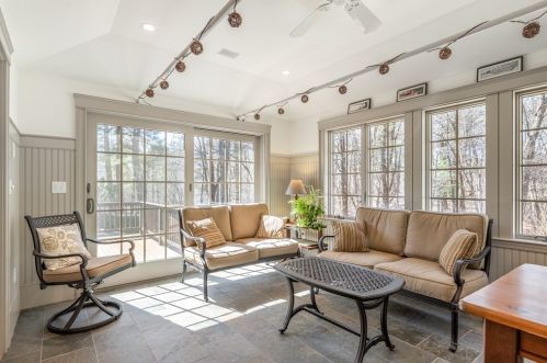 30 Surrey Ln, Topsfield MA 01983-1318 exterior