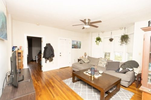 60 Rockland St, Fall River MA 02724-2817 exterior