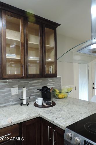 4001 61 St, Phoenix AZ 85033-1712 exterior