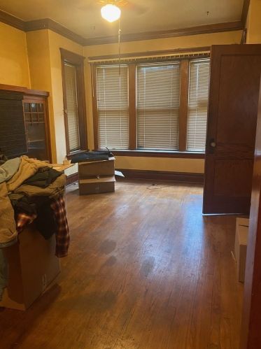 2527 Ridgeland Ave, Forest View, IL 60402-2630