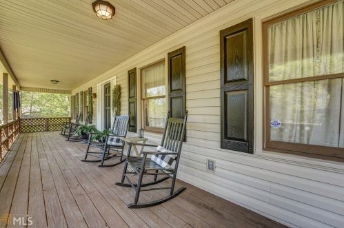 628 Edgewater Cir, Conyers GA 30094-4405 exterior