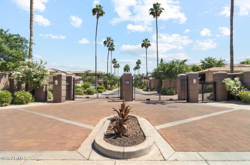 7814 16th Dr, Phoenix AZ  85021-7919 exterior