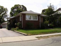 16 Fair Oaks Ave, Newton, MA 02460-1217