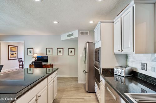 1816 Butler Dr, Phoenix AZ 85051-4650 exterior