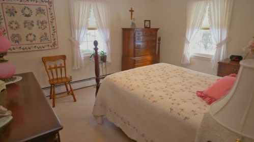 136 Randall St, Worcester MA 01606-2039 exterior